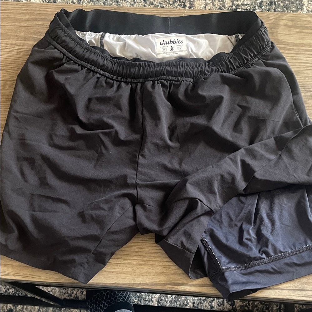 Chubbies Black Men's Shorts Size M 5.5 in